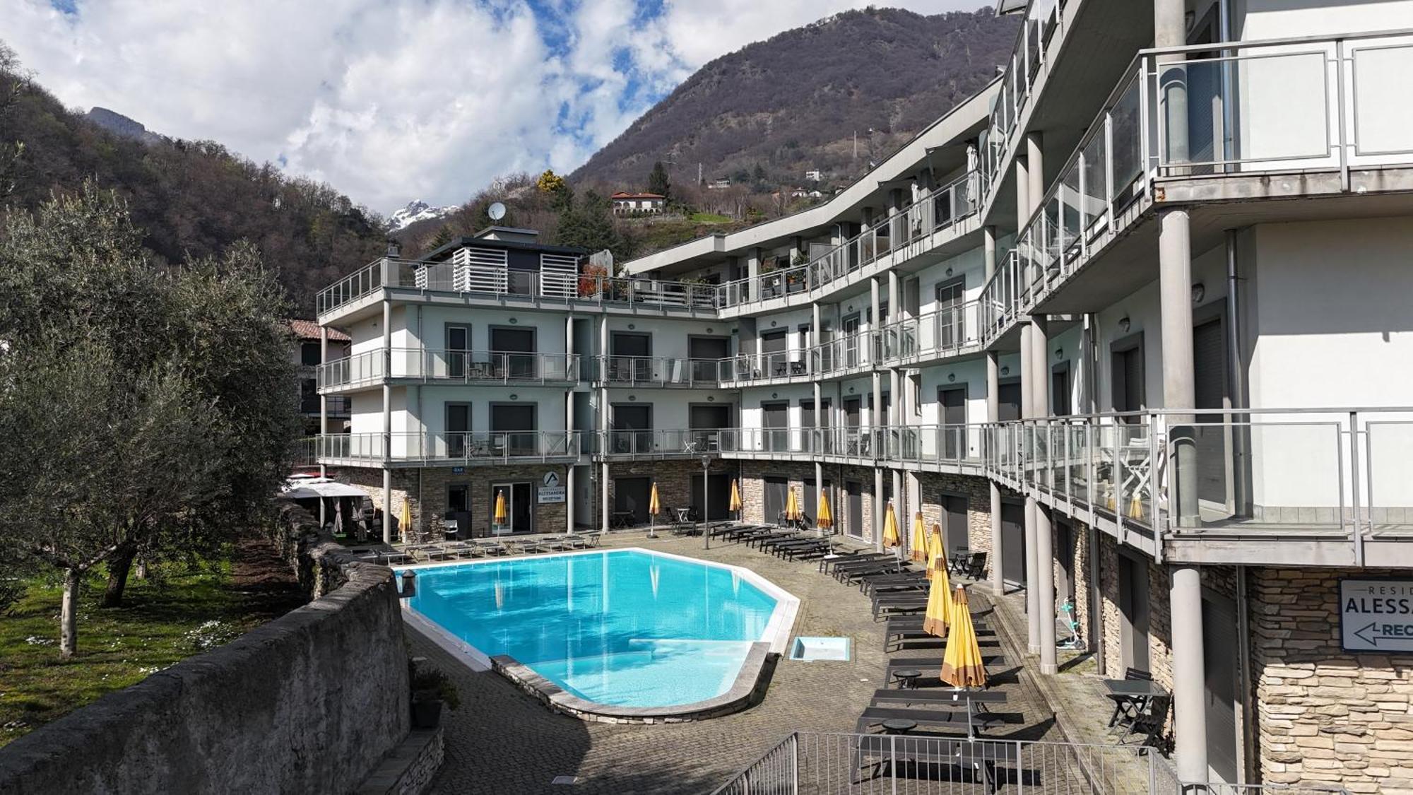دومازو Hotel Residence Alessandra المظهر الخارجي الصورة
